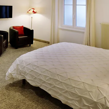 ベッド・アンド・ブレックファスト シャンブル ドート フランソワ ブレジー サン・ティポリット